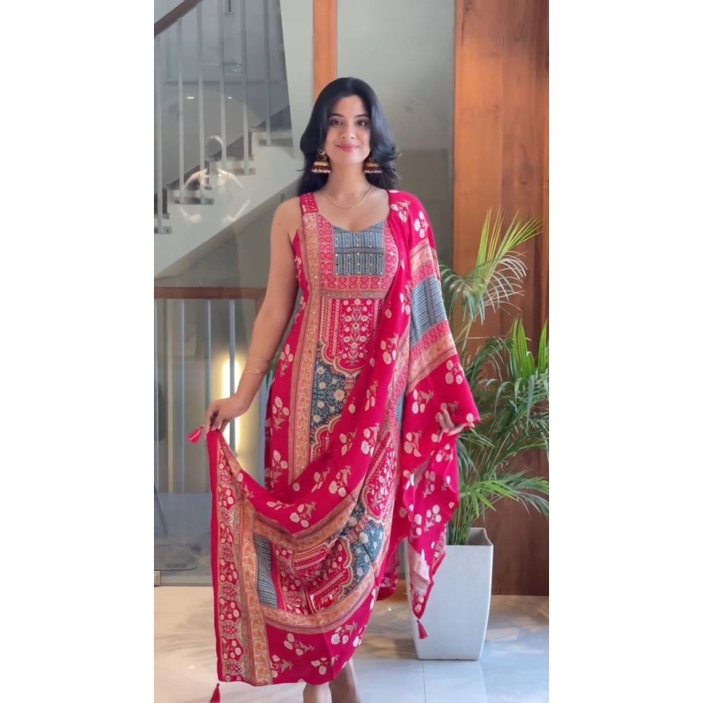 Mirror Work Maslin Kurti Set with Dupatta | Digital Print |