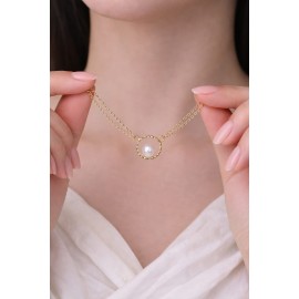 Minimal Pearl Pendant Necklace