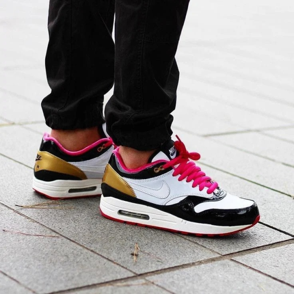 Nike Air Max Shoe