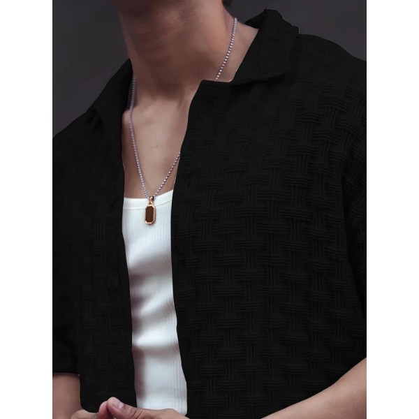 Stylish Black Cotton Blend Solid Three-Quarter Sleeves Casual Shirt For Men