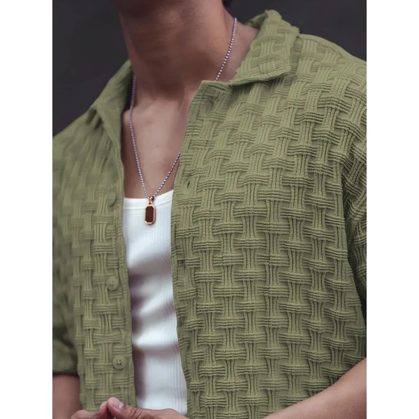 Stylish Green Cotton Blend Solid Three-Quarter Sleeves Casual Shirt For Men