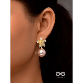 Twinkle Glow - Starry Pearl Earrings