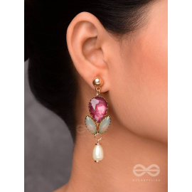 THE MAJESTIC PLUM - STATEMENT DROP EARRINGS